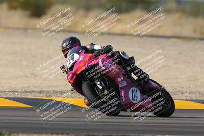 media/Dec-17-2022-SoCal Trackdays (Sat) [[224abd9271]]/Turn 7 Set 1 (1125am)/